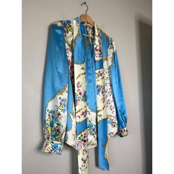 NEW Tory Burch Printed Satin Bow Tie Long-Sleeve Button-Up Blouse Blue Size: 4 - Picture 3 of 8